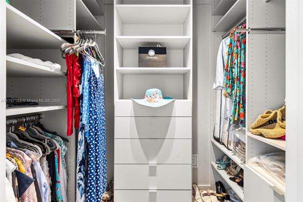 Interior, Walk-in Closets