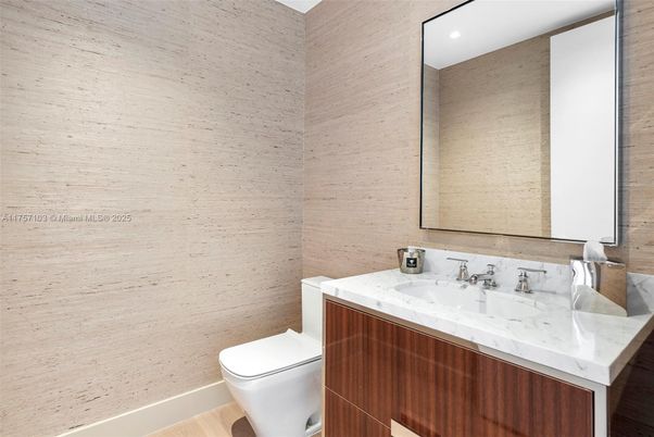 Bathroom, Interior, Recessed Lighting, Wood Texture Flooring