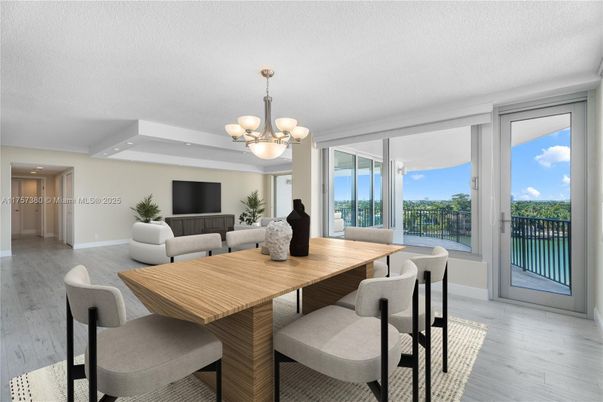 Chandelier, Dining room, Interior, Living room, Recessed Lighting, Wood Texture Flooring
