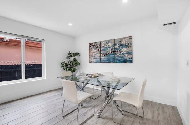 Dining room, Interior, Recessed Lighting, Wood Texture Flooring