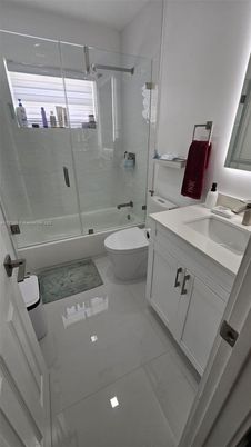 Bathroom, Dual Sink Vanities, Glass Shower, Interior