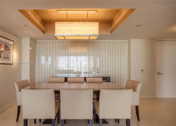 Dining room, Interior