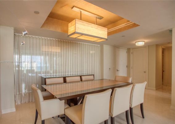 Dining room, Interior