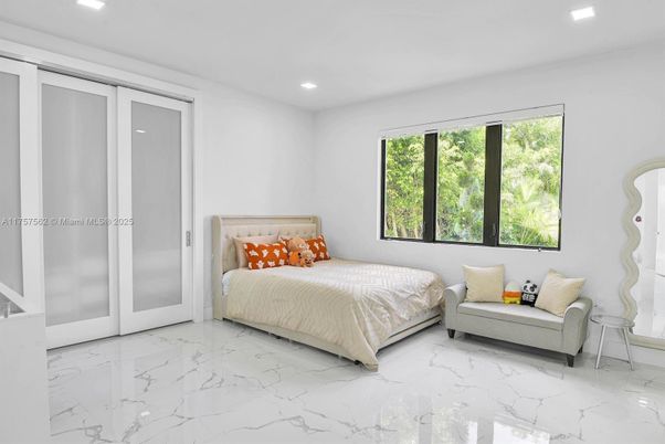 Bedroom, Interior, Marble, Recessed Lighting