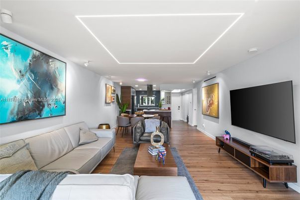 Dining room, Interior, Kitchen, Living room, Recessed Lighting, Wood Texture Flooring
