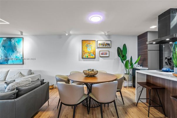 Dining room, Interior, Kitchen, Living room, Recessed Lighting, Wood Texture Flooring