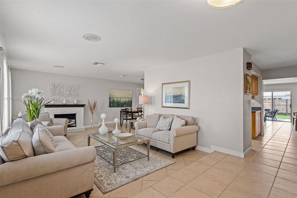 Fireplace, Interior, Living room