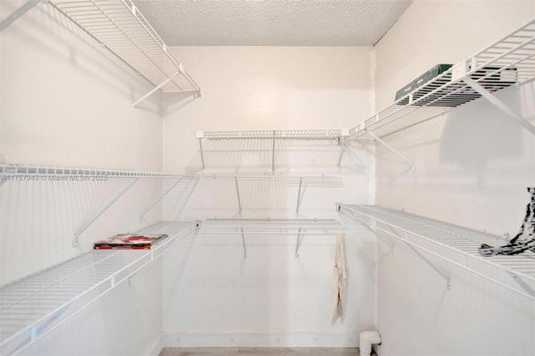 Interior, Walk-in Closets