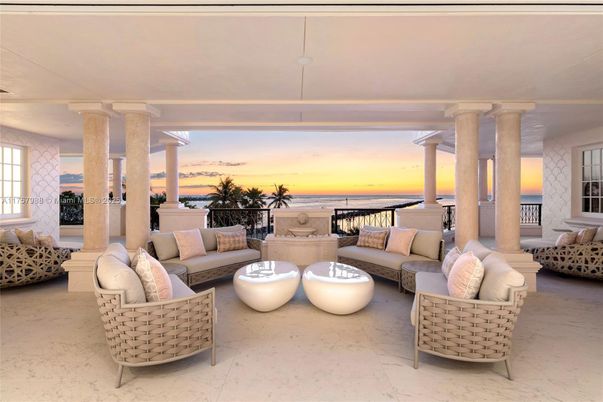 Water, Exterior, Living room, Other