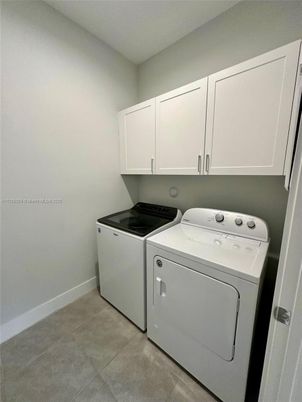 Interior, Washer