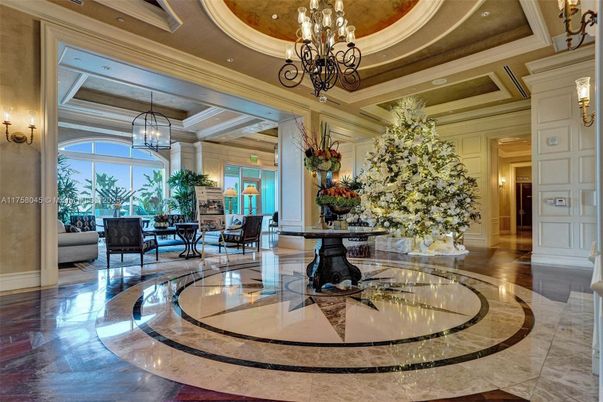Chandelier, Fireplace, Interior, Living room, Pendant Lights, Recessed Lighting