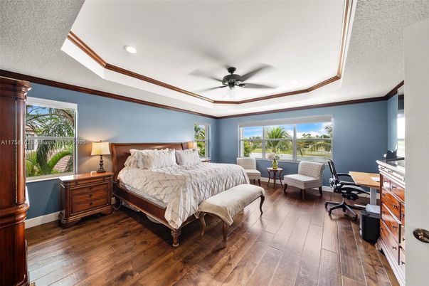 Bedroom, Home Office, Interior, Recessed Lighting, Wood Texture Flooring