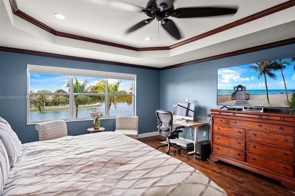 Bedroom, Home Office, Interior, Recessed Lighting, Water, Wood Texture Flooring