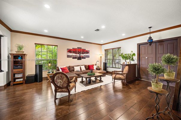 Interior, Living room, Pendant Lights, Recessed Lighting, Wood Texture Flooring