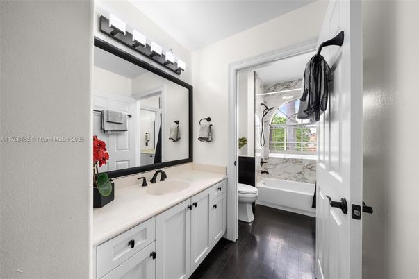 Bathroom, Dual Sink Vanities, Interior, Wood Texture Flooring