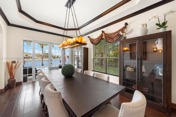 Dining room, Interior, Pendant Lights, Water, Wood Texture Flooring