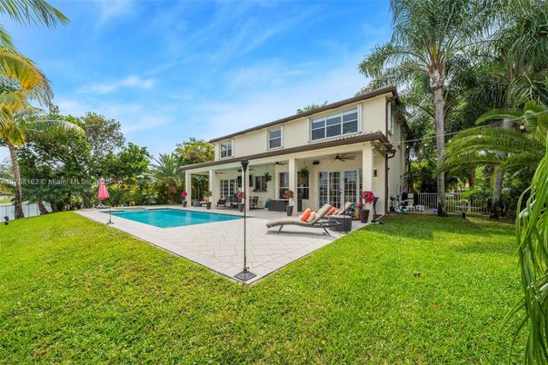 Backyard, Exterior, Pool