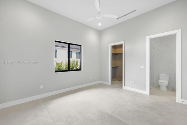 Bathroom, Empty room, Interior, Recessed Lighting