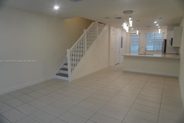 Empty room, Interior, Pendant Lights, Recessed Lighting