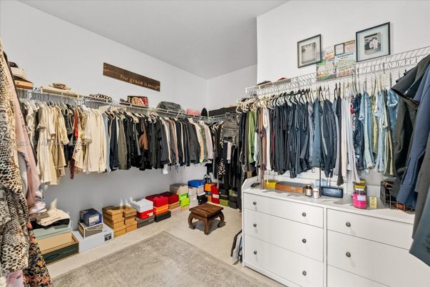 Interior, Walk-in Closets