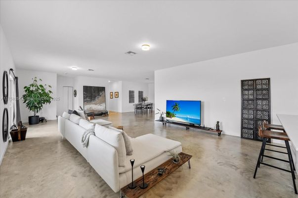 Dining room, Interior, Living room, Recessed Lighting