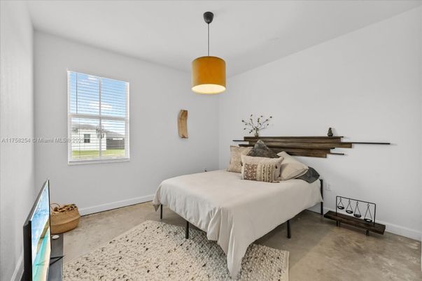 Bedroom, Interior, Pendant Lights