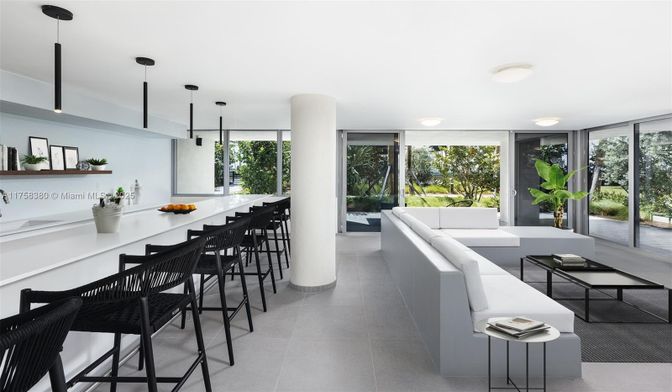 Interior, Living room, Pendant Lights