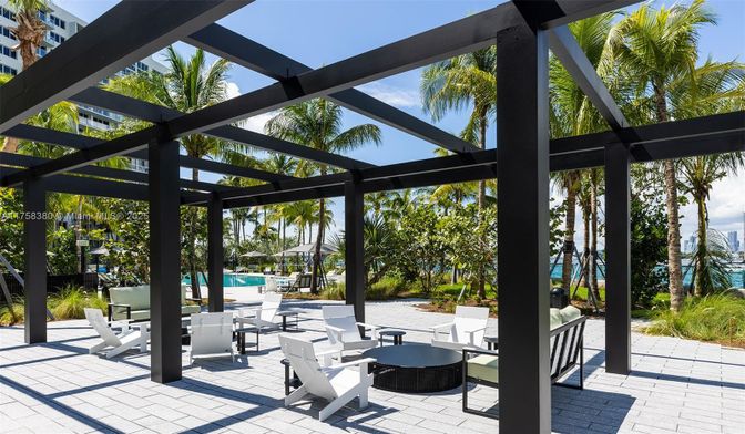 Exterior, Glass Ceilings, Pool, Sun Room