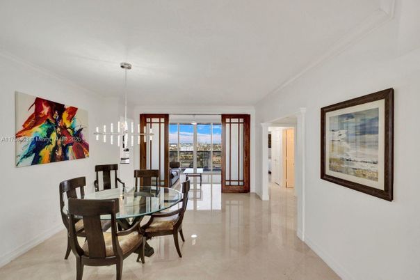 Dining room, Interior, Pendant Lights