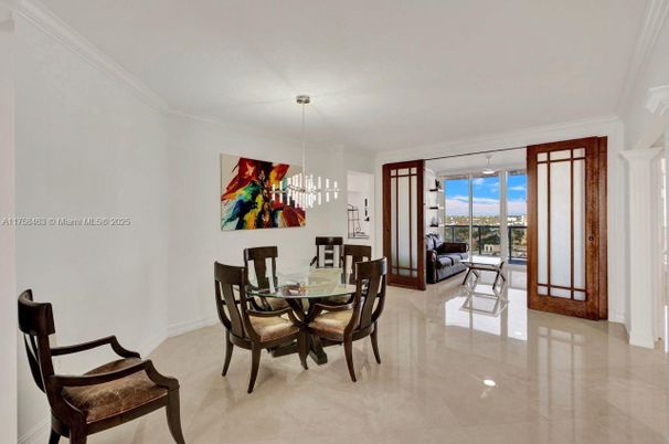 Dining room, Interior, Pendant Lights