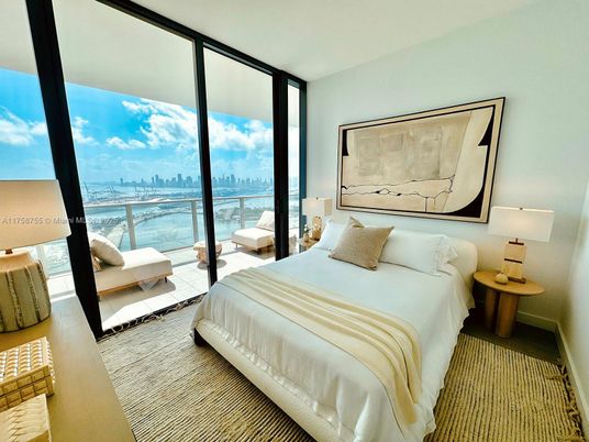 Bedroom, Interior, Water