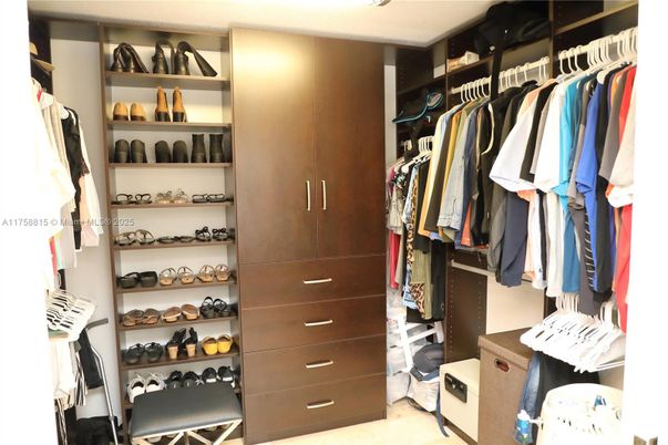 Interior, Walk-in Closets