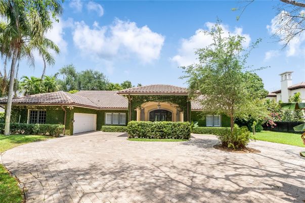 Attached, Backyard, Exterior, Facade, Mediterranean
