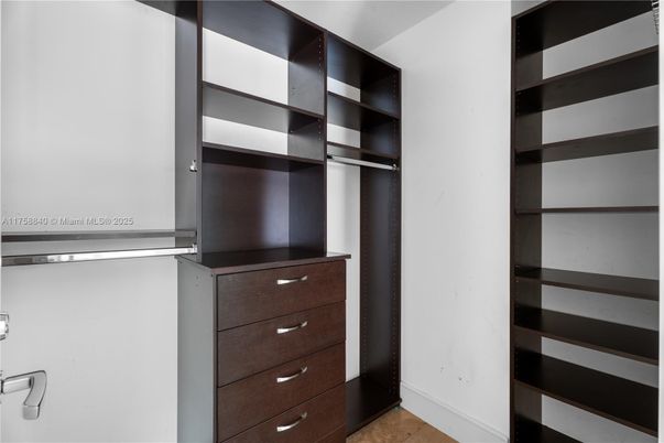 Interior, Walk-in Closets