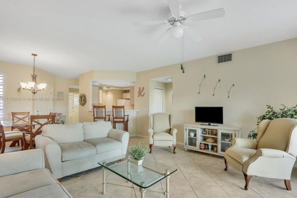 Chandelier, Dining room, Interior, Living room, Recessed Lighting