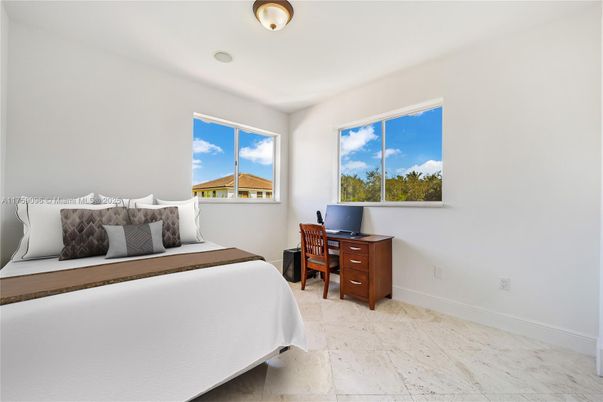 Bedroom, Home Office, Interior