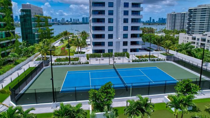 Exterior, Tennis Courts, Water