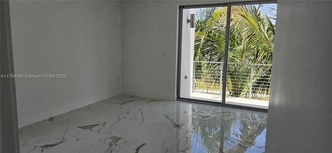 Empty room, Interior, Marble