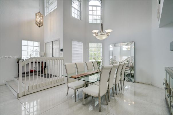 Dining room, Interior, Pendant Lights