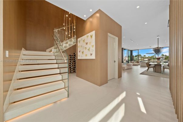 Dining room, Interior, Pendant Lights, Recessed Lighting, Wooden Walls