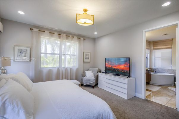 Bathroom, Bedroom, Interior, Recessed Lighting