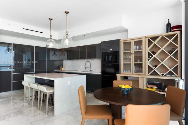 Dining room, Interior, Kitchen, Marble, Pendant Lights, Recessed Lighting, Stainless Steel Appliances