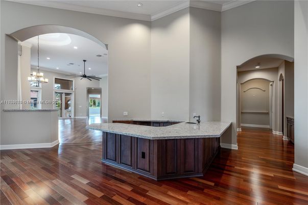 Interior, Pendant Lights, Recessed Lighting, Wood Texture Flooring