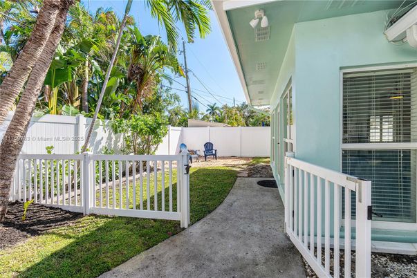 Backyard, Exterior