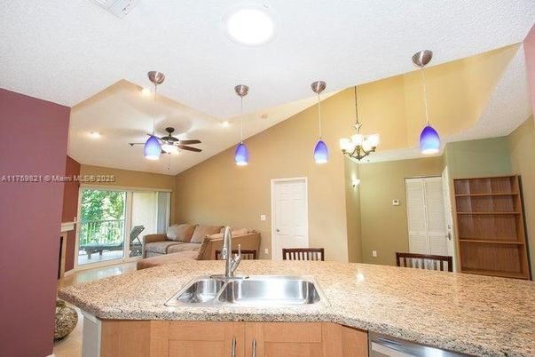 Interior, Kitchen, Living room, Pendant Lights, Recessed Lighting