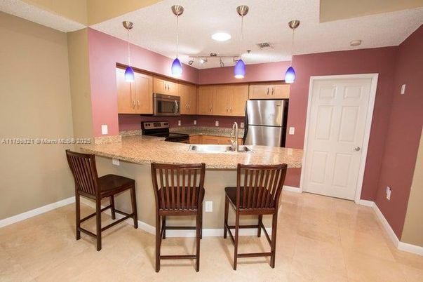 Interior, Kitchen, Pendant Lights, Stainless Steel Appliances