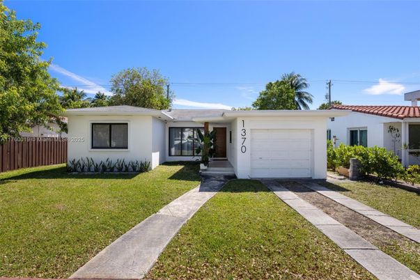 Attached, Backyard, Exterior, Facade, Ranch