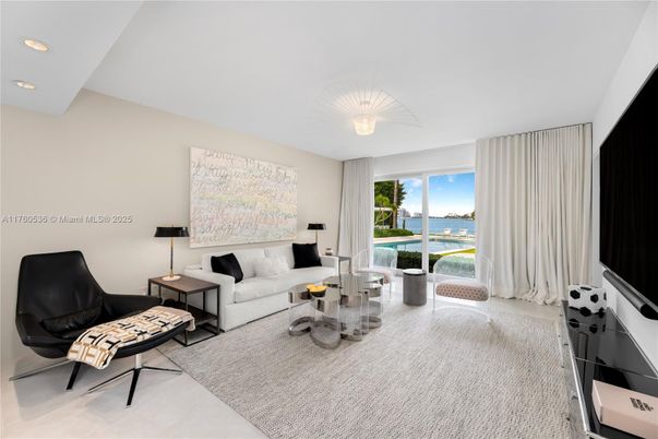 Interior, Living room, Recessed Lighting, Water