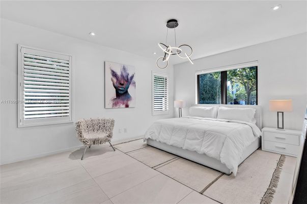 Bedroom, Interior, Pendant Lights, Recessed Lighting