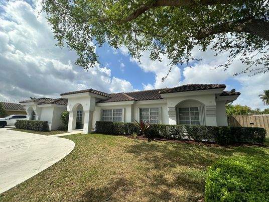 Backyard, Exterior, Facade, Mediterranean